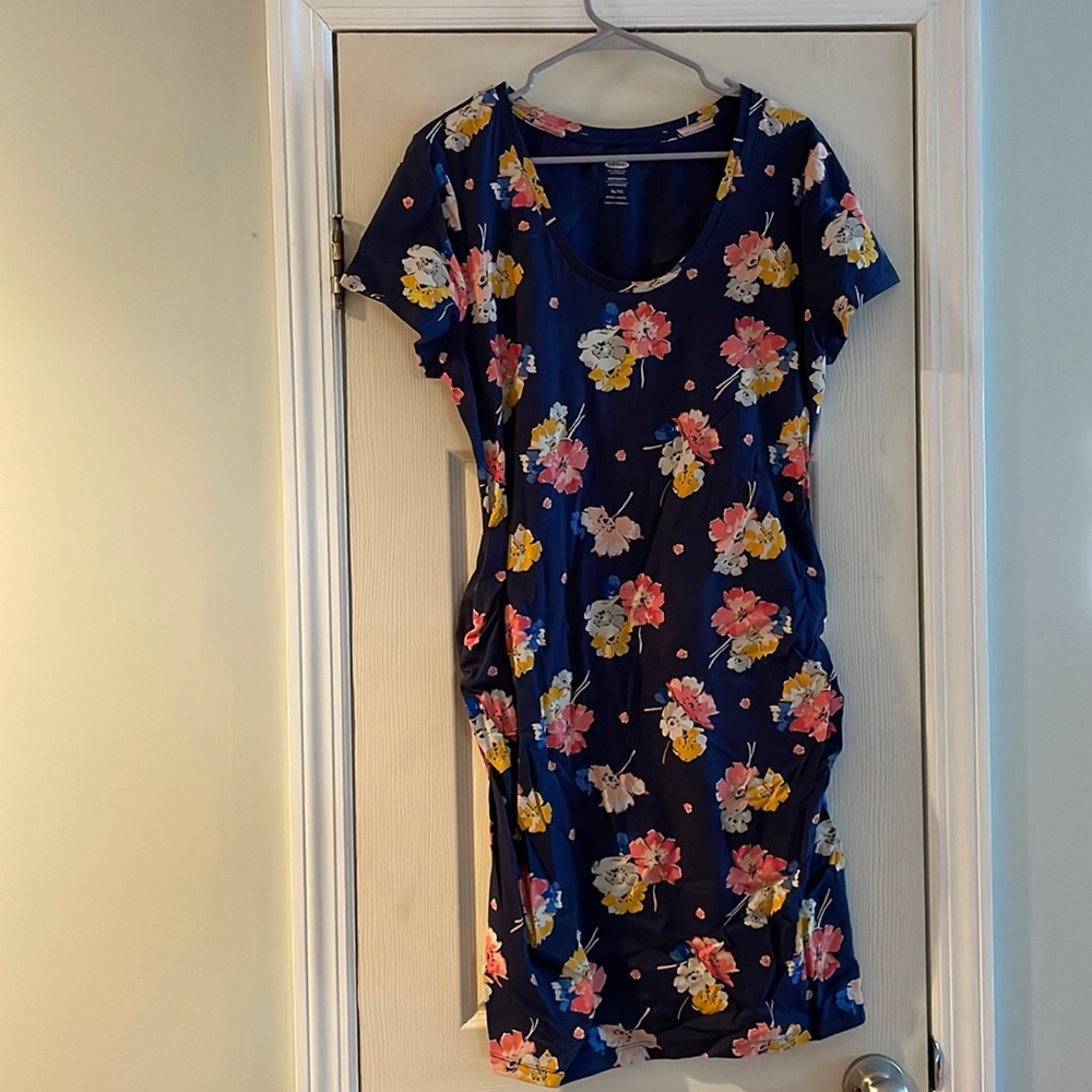 Old Navy Maternity Dress Size XL